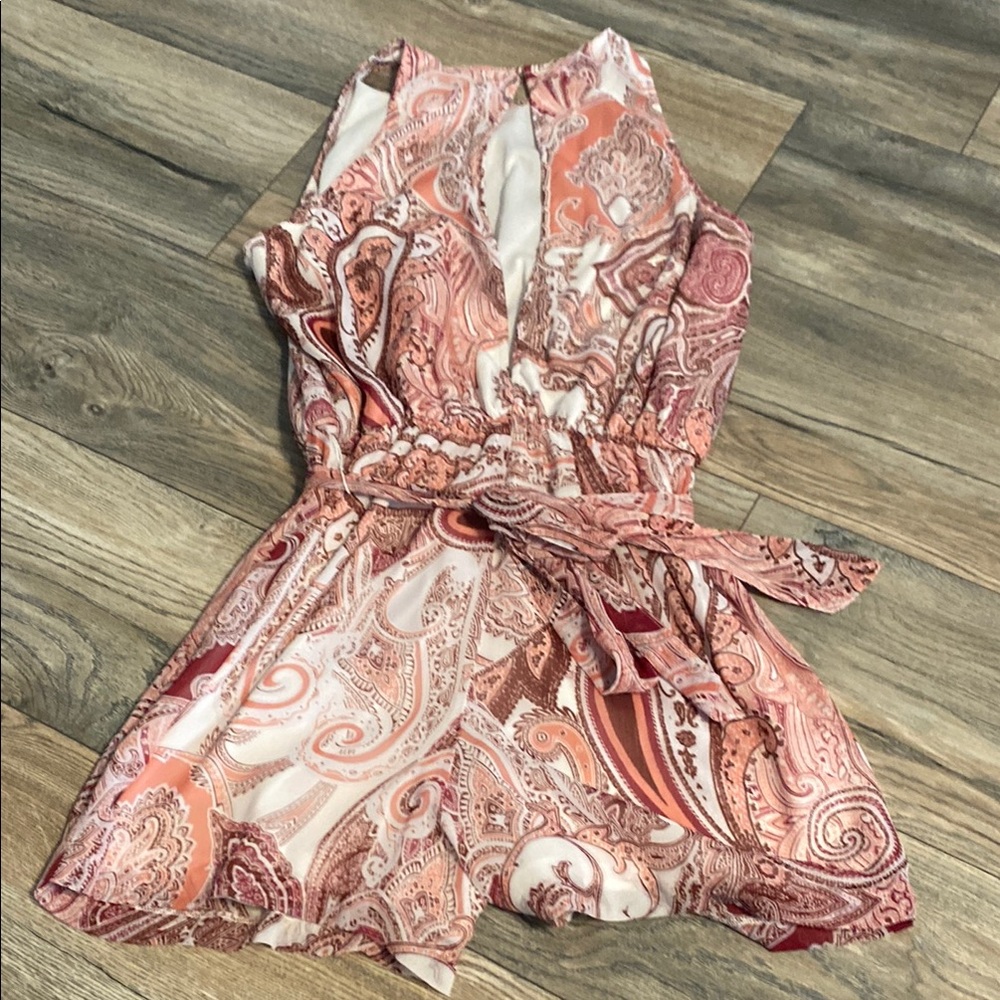 New York Paisley Print Sleeveless Romper - Picture 3 of 3